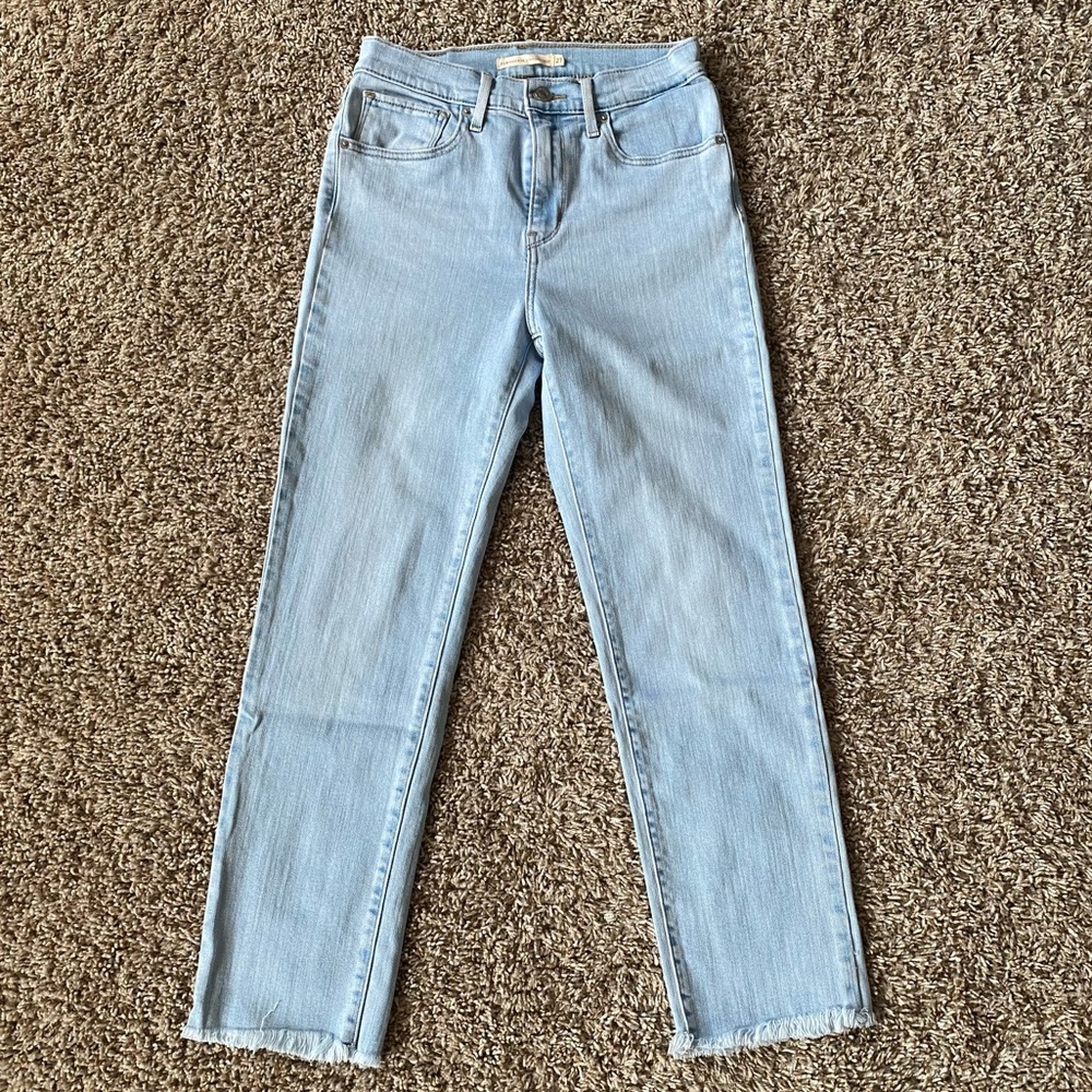Levi's High Rise Straight Crop